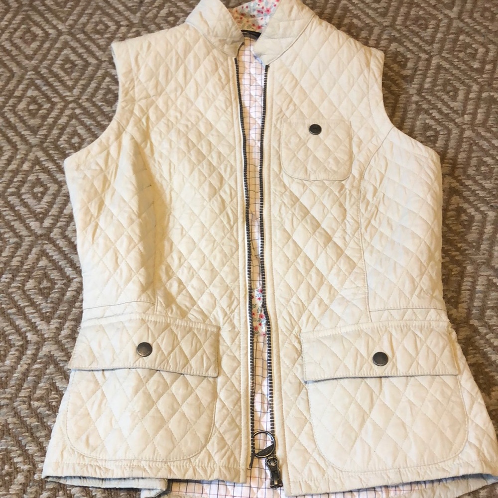 Beige Quilted Barbour Vest, Size 4